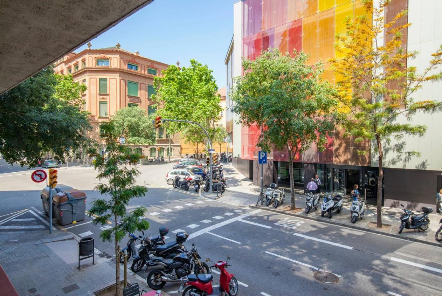 Cozy 2 Bedroom Next To Arc De Triomf Barcelona Eksteriør billede